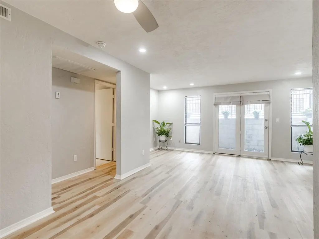 Photo 21 — 915 NW 7th Street 106, Oklahoma City, OK 73106