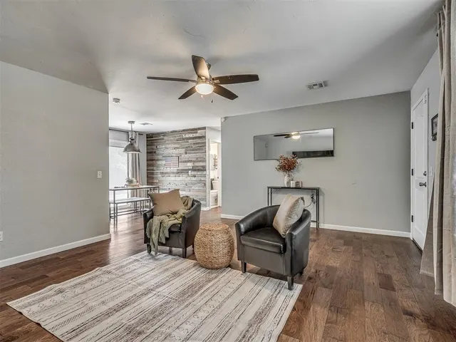 Photo 7 — 8636 Ambassador Road, Oklahoma City, OK 73169