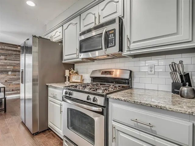 Photo 8 — 8636 Ambassador Road, Oklahoma City, OK 73169