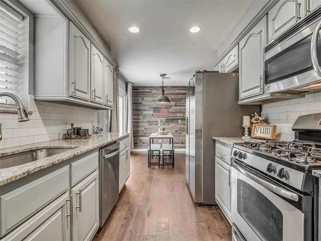 Photo 9 — 8636 Ambassador Road, Oklahoma City, OK 73169