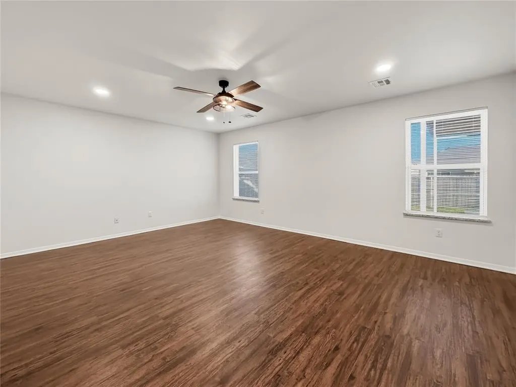 Photo 9 — 1865 Land Run Drive, El Reno, OK 73036