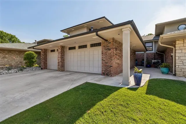 Photo 5 — 6128 Stonegate Place, Edmond, OK 73025
