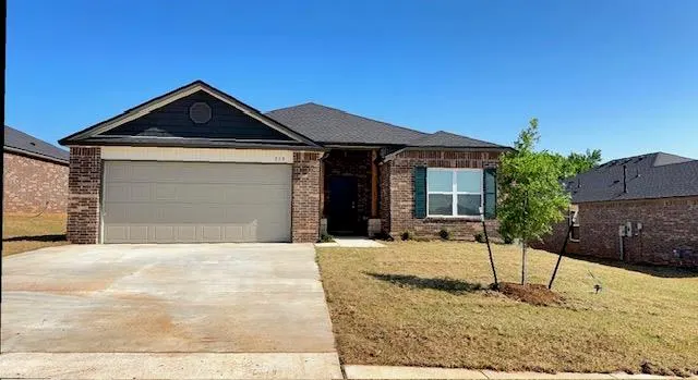 Front exterior — 313 SW 9th Street, Newcastle, OK 73065