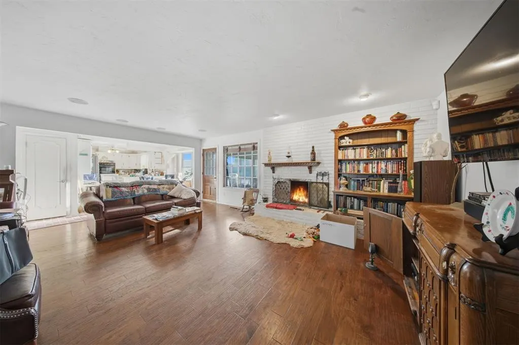 Photo 7 — 10208 Durham Drive, Oklahoma City, OK 73162