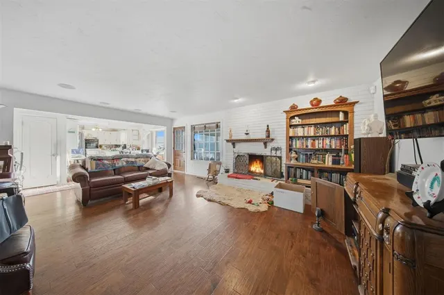 Photo 7 — 10208 Durham Drive, Oklahoma City, OK 73162