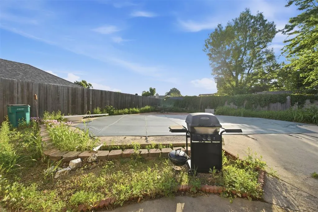 Photo 36 — 10208 Durham Drive, Oklahoma City, OK 73162