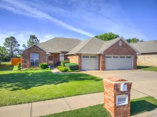 Sold home at 1880 N Lariat Trail