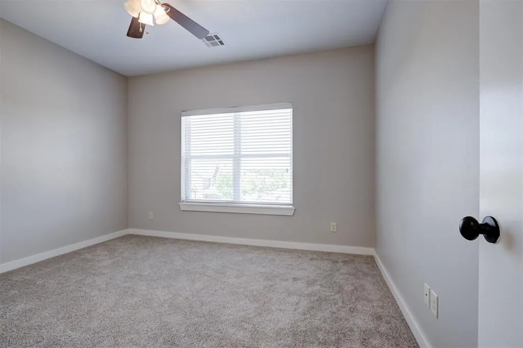 Photo 28 — 17600 Hampton Park Drive, Edmond, OK 73012