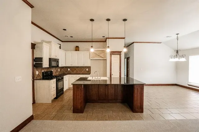 Photo 8 — 3004 NW 191st Street, Edmond, OK 73012