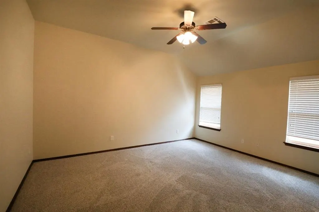 Photo 13 — 3004 NW 191st Street, Edmond, OK 73012