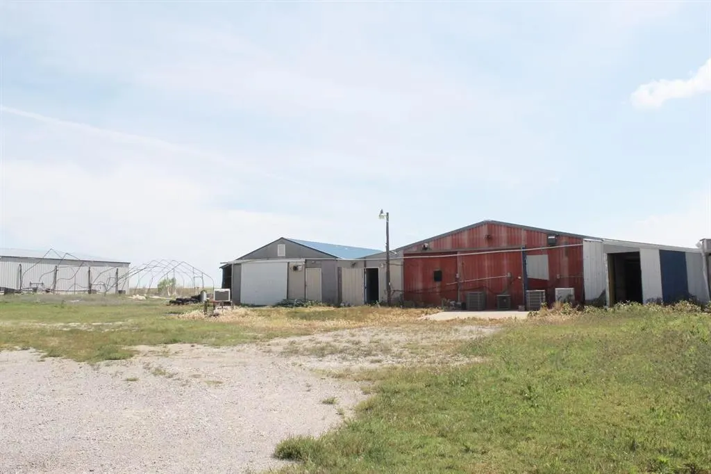 Photo 17 — 20549 N 2800 Road, Kingfisher, OK 73750