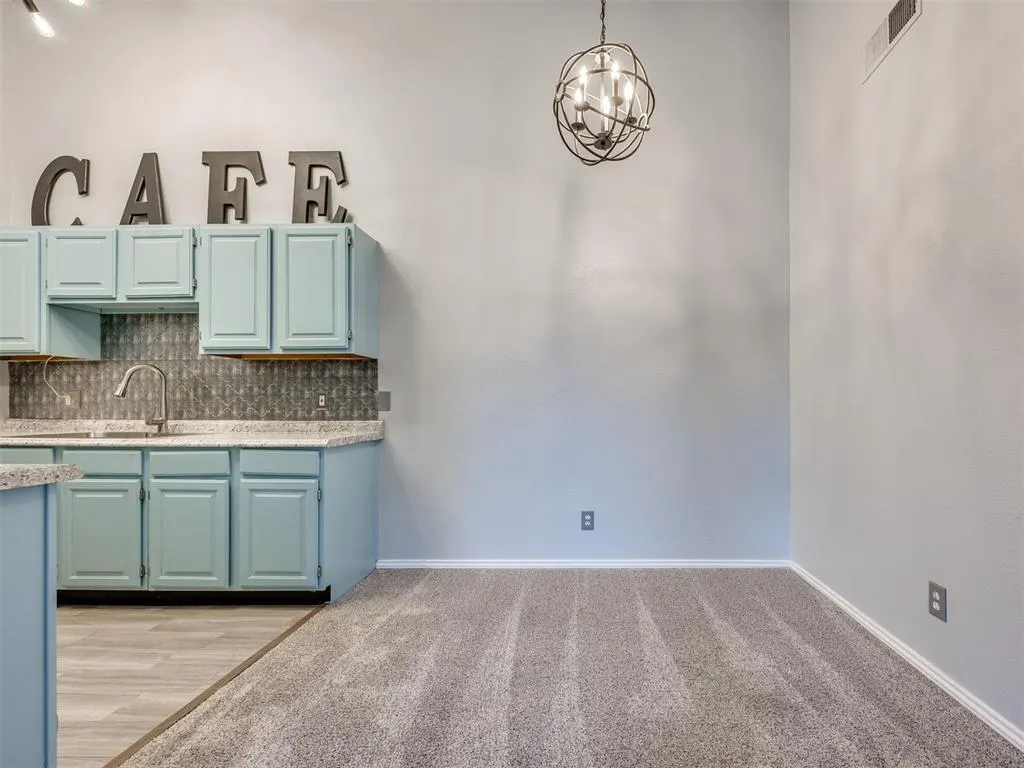 Photo 6 — 3003 River Oaks Drive 204, Norman, OK 73072