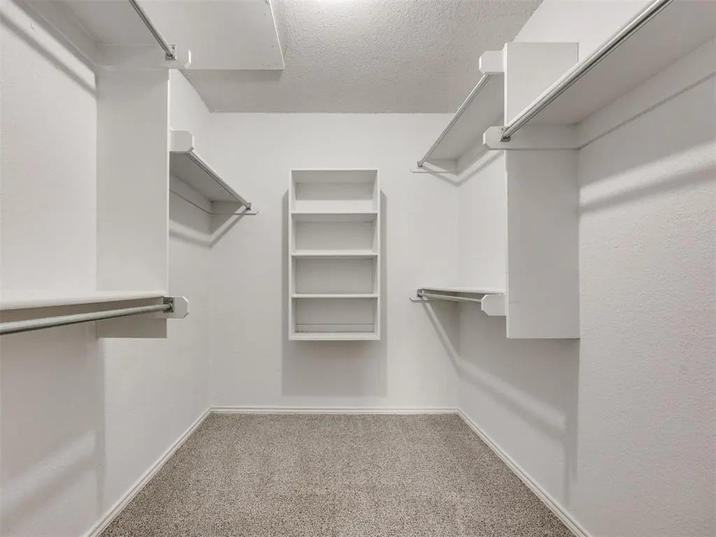 Photo 24 — 3003 River Oaks Drive 204, Norman, OK 73072