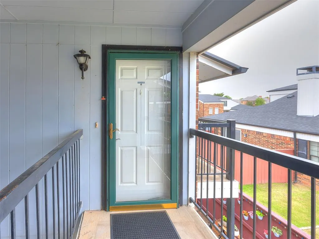 Photo 26 — 3003 River Oaks Drive 204, Norman, OK 73072