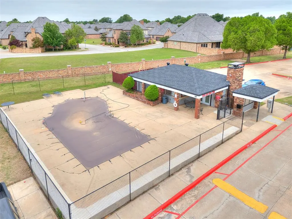 Photo 28 — 3003 River Oaks Drive 204, Norman, OK 73072