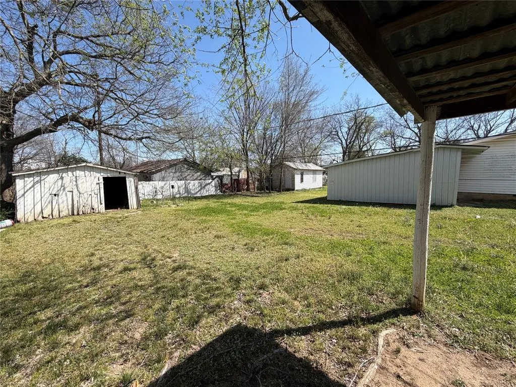 Photo 18 — 1506 S Mekusukey Avenue, Wewoka, OK 74884