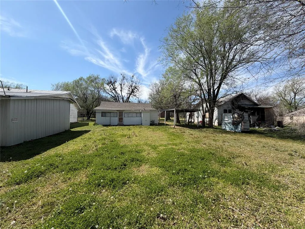 Photo 20 — 1506 S Mekusukey Avenue, Wewoka, OK 74884