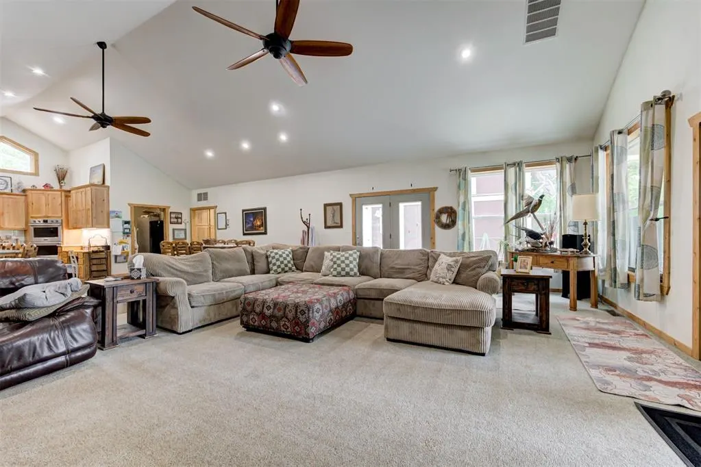Photo 11 — 7761 High Meadow Road, Noble, OK 73068