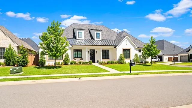 Front exterior — 2900 Gold Finch Drive, Edmond, OK 73012