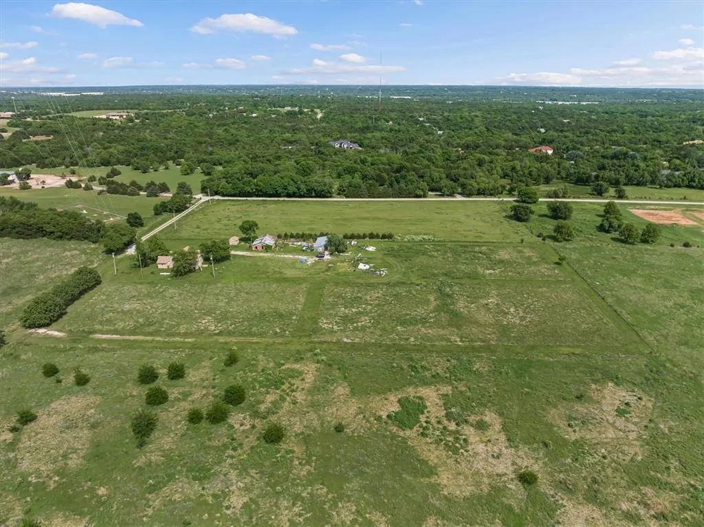 Photo 5 — 1420 NE 85th Street, Oklahoma City, OK 73131