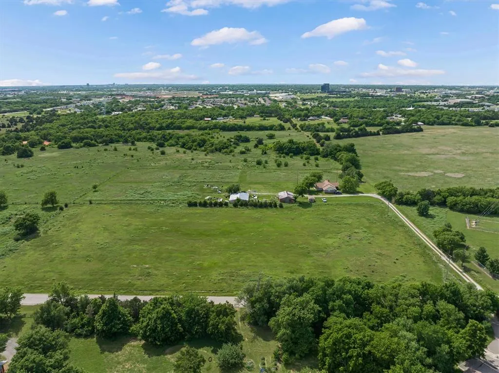 Photo 9 — 1420 NE 85th Street, Oklahoma City, OK 73131