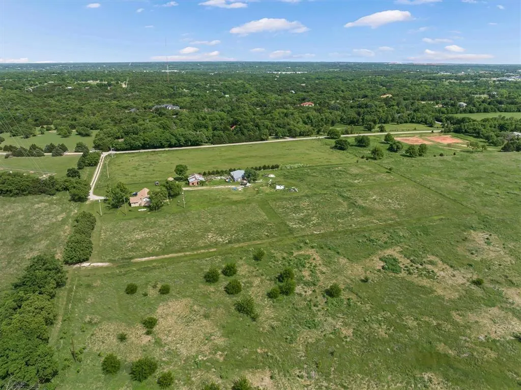 Photo 11 — 1420 NE 85th Street, Oklahoma City, OK 73131