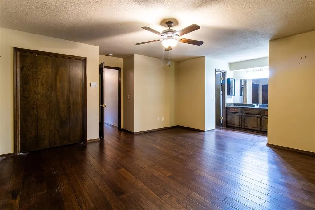Photo 7 — 904 East Drive, Edmond, OK 73034