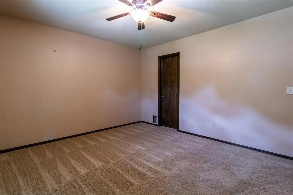 Photo 25 — 904 East Drive, Edmond, OK 73034