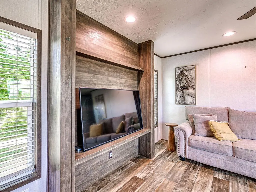 Photo 18 — 30211 Mooney Street, Wayne, OK 73095