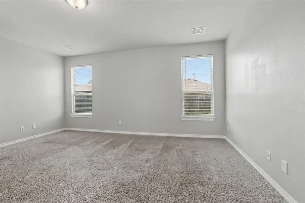 Photo 15 — 11205 NW 95th Terrace, Yukon, OK 73099
