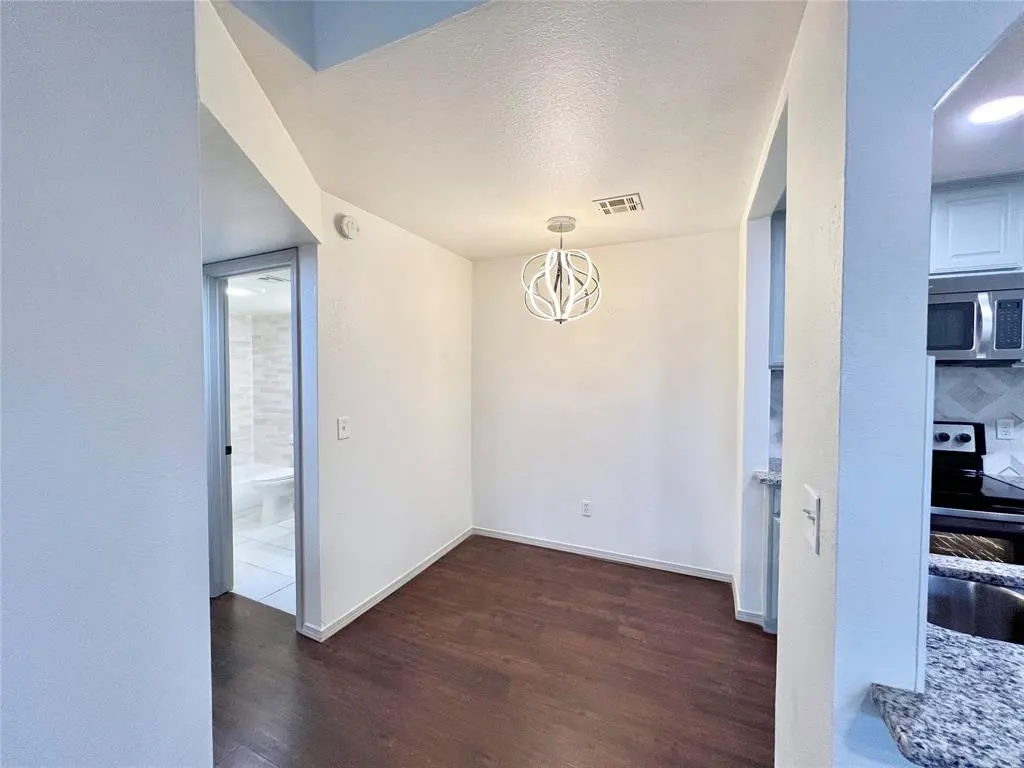 Photo 6 — 11525 N Meridian Avenue 203, Oklahoma City, OK 73120