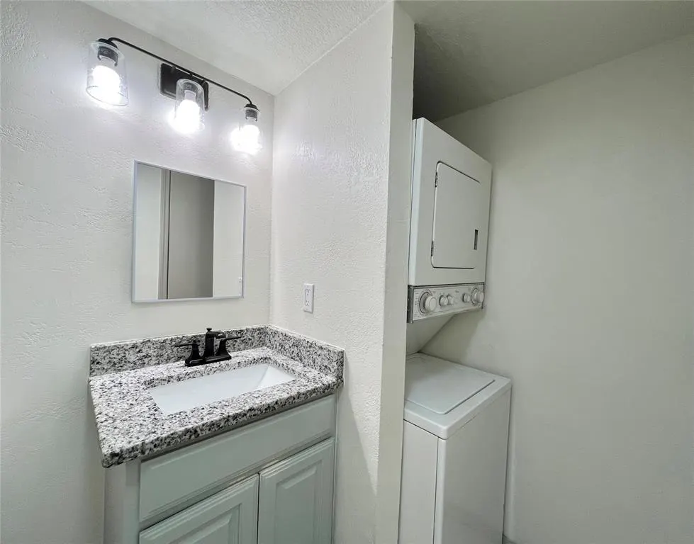 Photo 9 — 11525 N Meridian Avenue 203, Oklahoma City, OK 73120