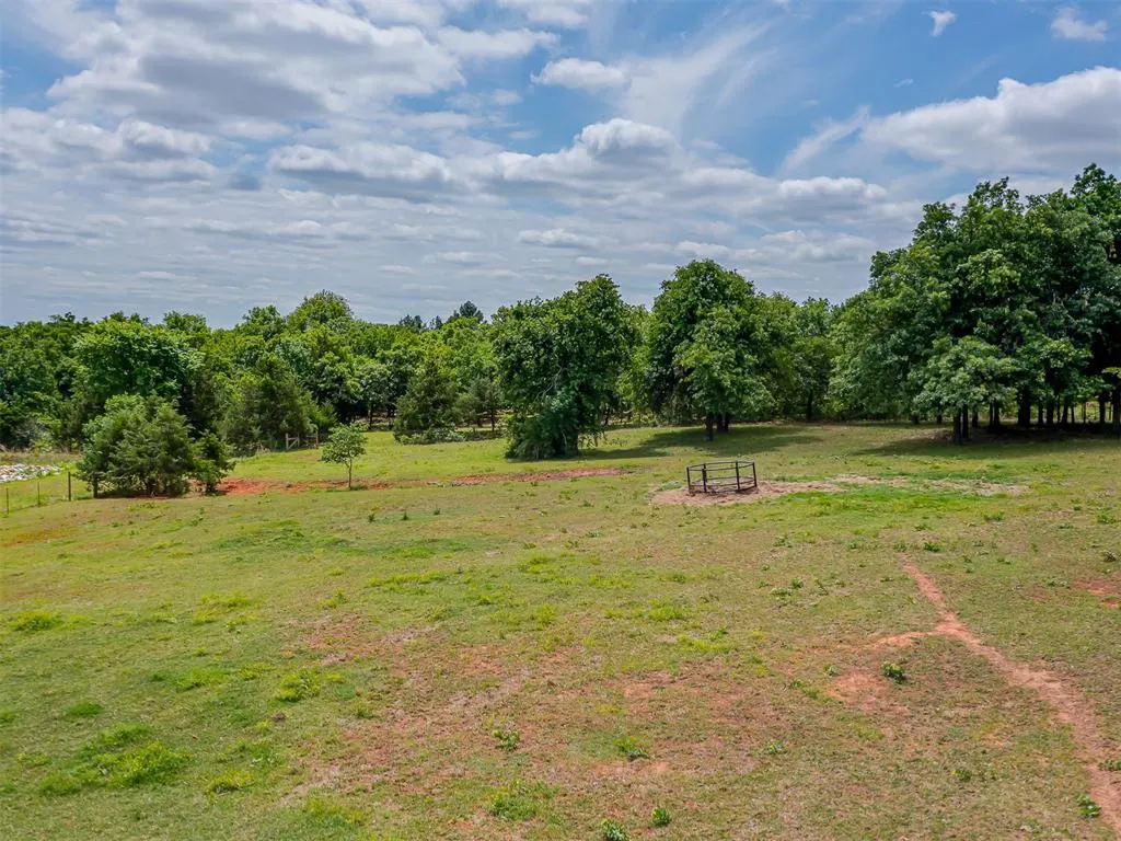 Photo 12 — 13874 NE 220th Street, Arcadia, OK 73007