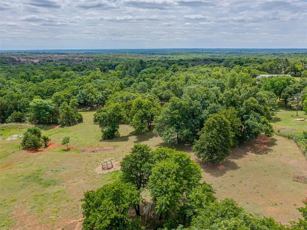 Photo 15 — 13874 NE 220th Street, Arcadia, OK 73007