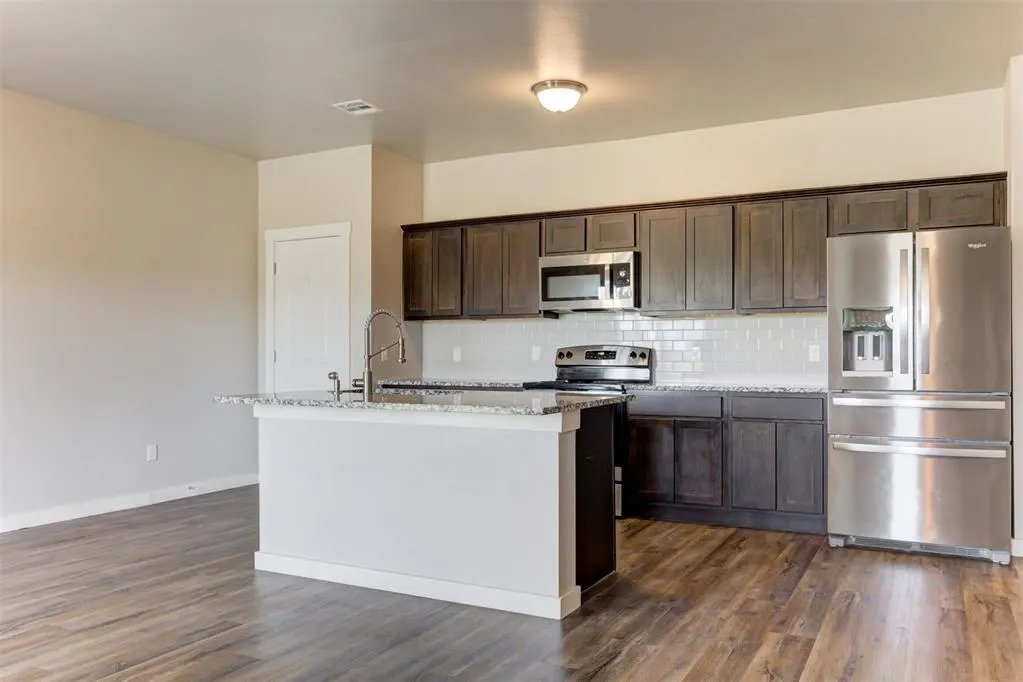Photo 15 — 15944 Spur Circle, McLoud, OK 74851