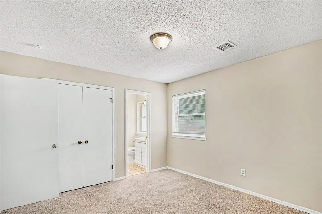 Photo 7 — 708 Red Oak Terrace, Edmond, OK 73003