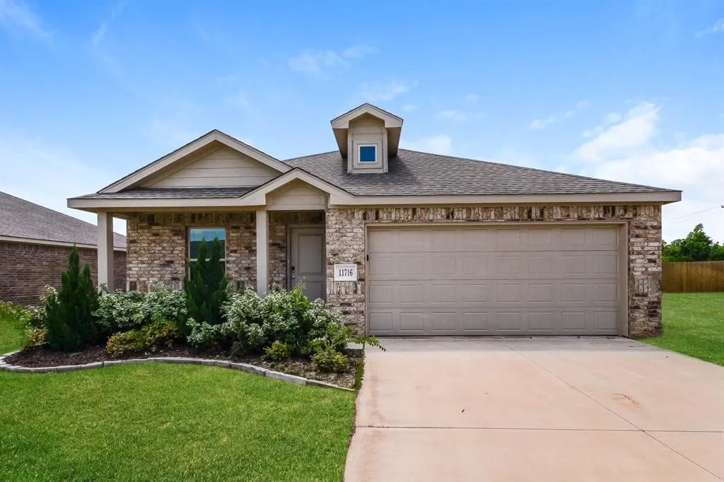 Front exterior — 11716 38th Street, Mustang, OK 73064