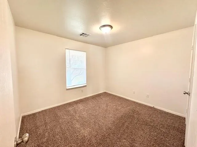 Photo 8 — 2500 Flame Lily Road, Oklahoma City, OK 73128