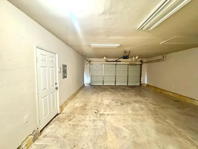 Photo 24 — 2500 Flame Lily Road, Oklahoma City, OK 73128