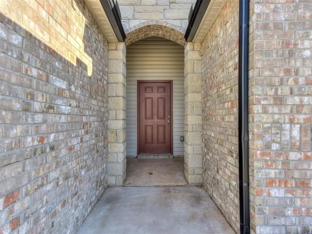 Photo 2 — 3015 Brooke Road, Chickasha, OK 73018