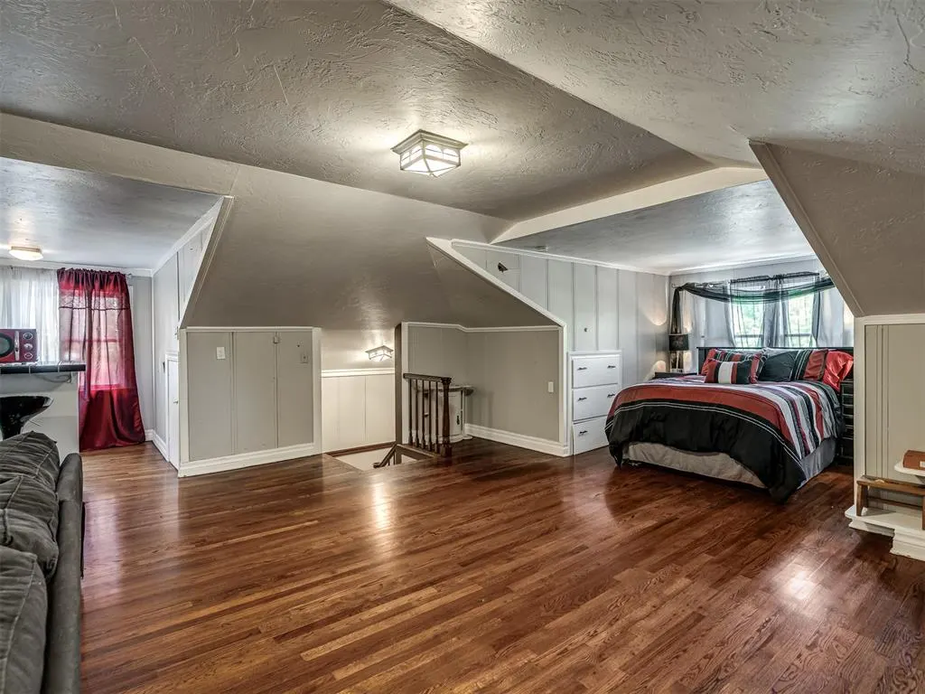 Photo 32 — 136 NW 18th Street, Oklahoma City, OK 73103