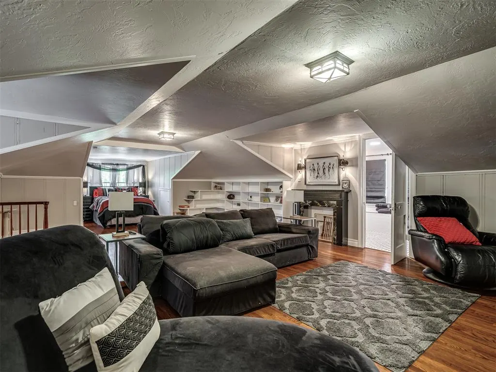 Photo 34 — 136 NW 18th Street, Oklahoma City, OK 73103