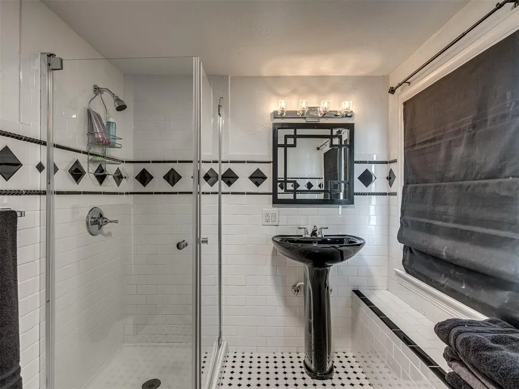 Photo 37 — 136 NW 18th Street, Oklahoma City, OK 73103