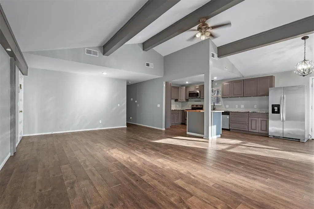 Photo 3 — 647 Durango Street, Ardmore, OK 73401