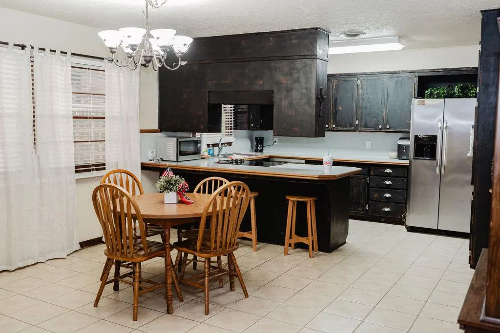 Photo 10 — 1605 W C Avenue, Elk City, OK 73644