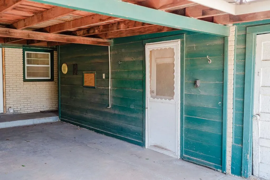 Photo 33 — 1605 W C Avenue, Elk City, OK 73644
