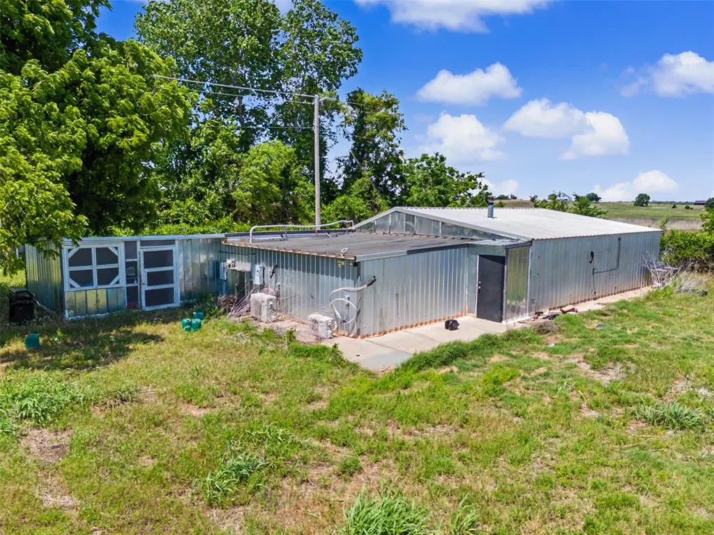 Photo 9 — 1580 N 14th Street, Guthrie, OK 73044