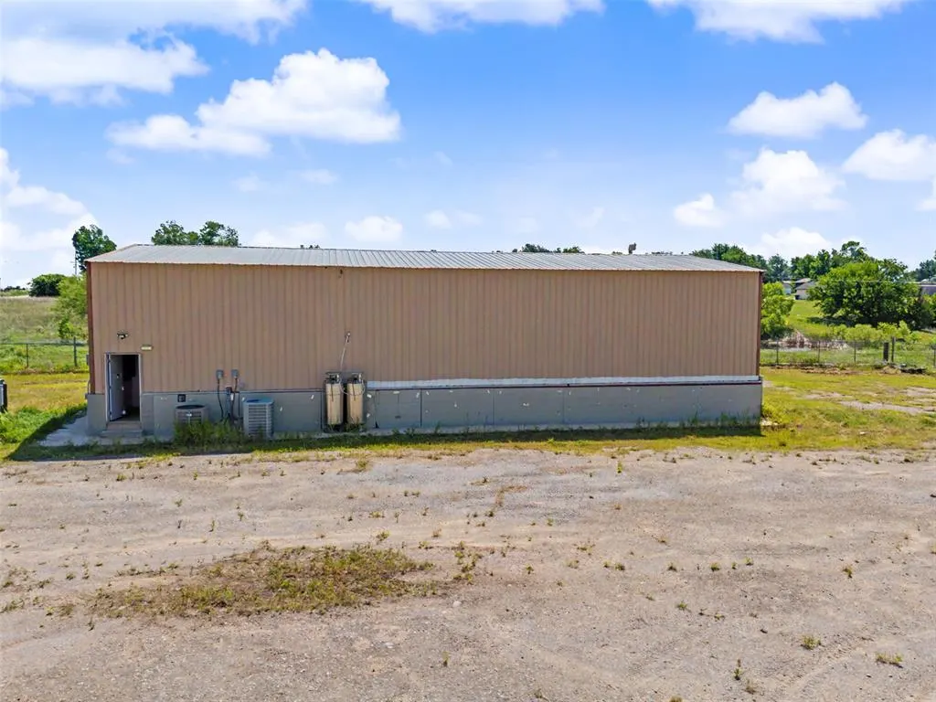 Photo 11 — 14165 W W Cooksey Roads, Crescent, OK 73028