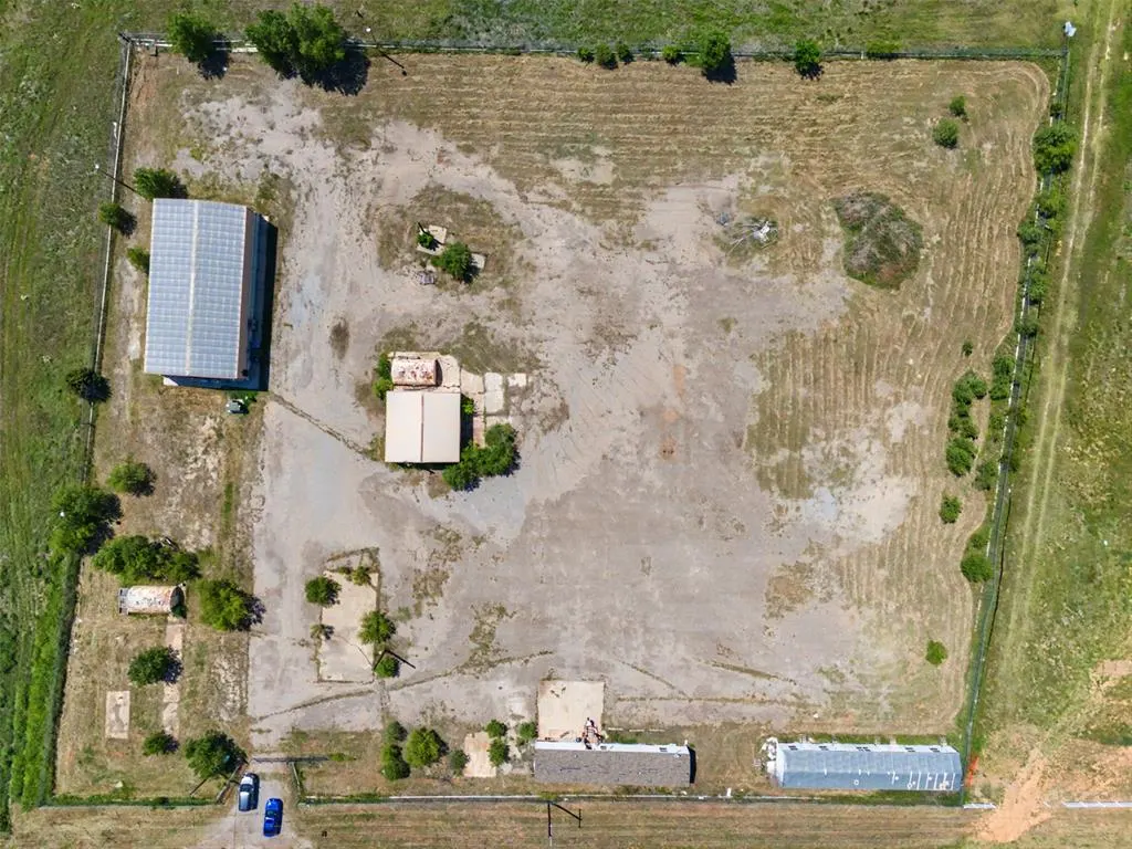 Photo 13 — 14165 W W Cooksey Roads, Crescent, OK 73028