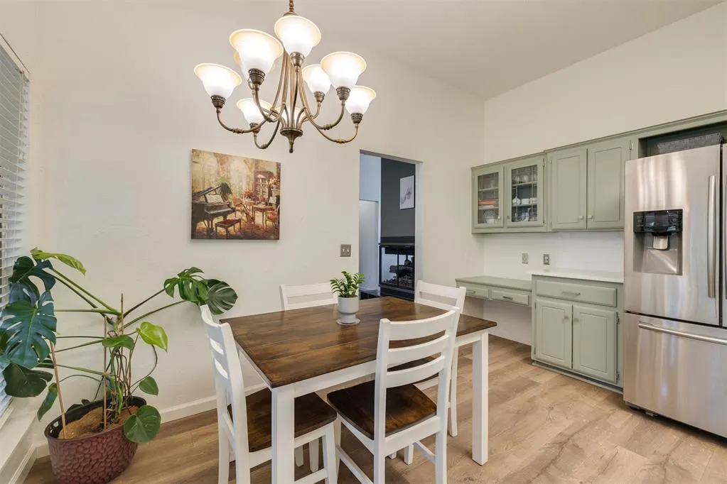 Photo 15 — 19 N Rockypoint Drive, Edmond, OK 73003